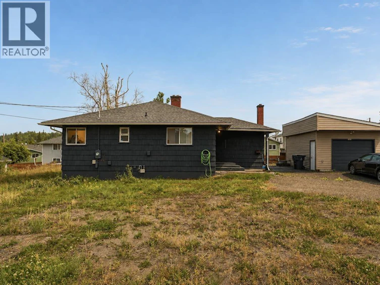 2025 Pine Street, Prince George, BC, V2L 2C8 - 3