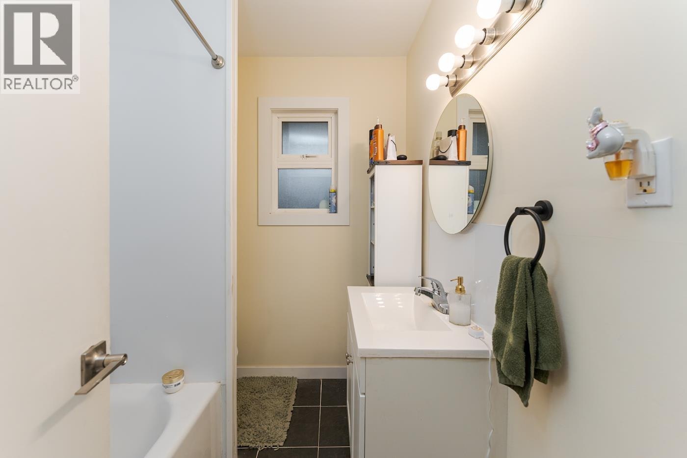 2025 Pine Street, Prince George, BC, V2L 2C8 - 17