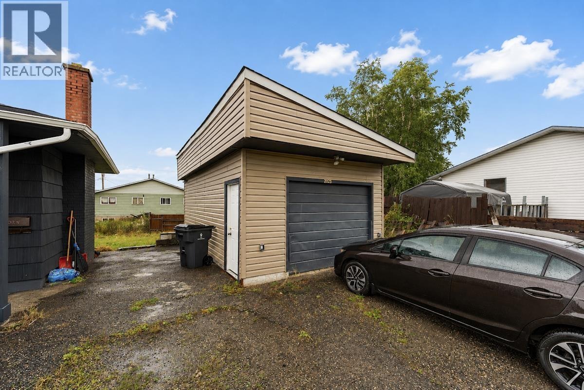 2025 Pine Street, Prince George, BC, V2L 2C8 - 8
