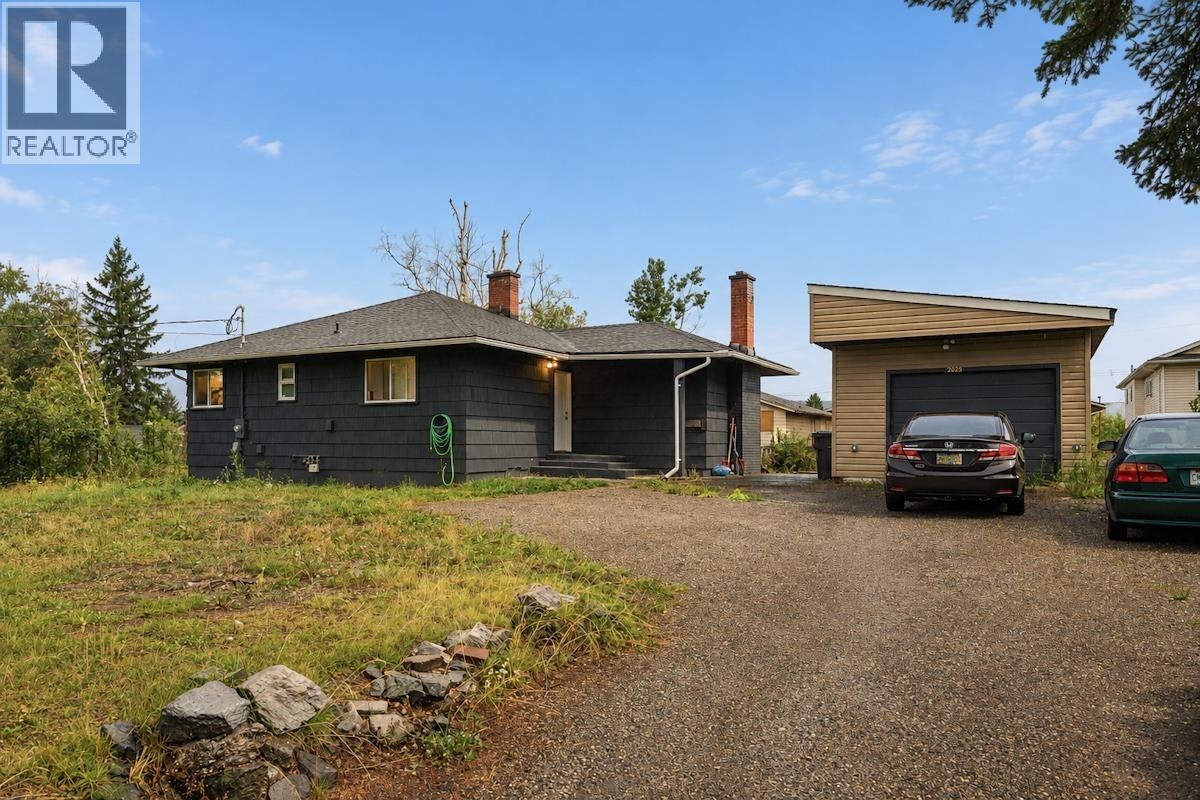 2025 Pine Street - 2