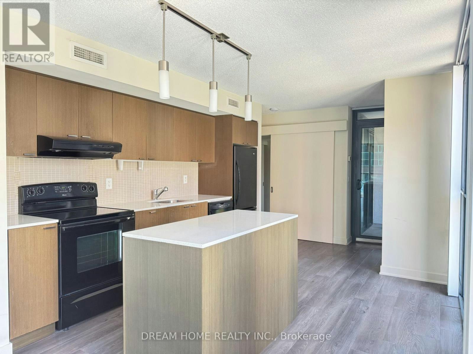 608-110 Charles Street E, Toronto, ON, M4Y 1T5 - 9
