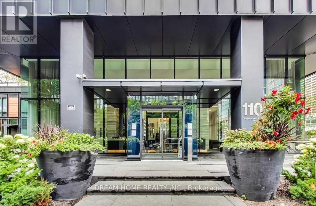 608-110 Charles Street E, Toronto, ON, M4Y 1T5