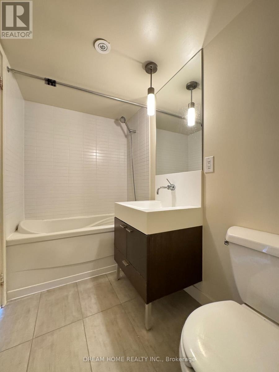 608-110 Charles Street E, Toronto, ON, M4Y 1T5 - 7