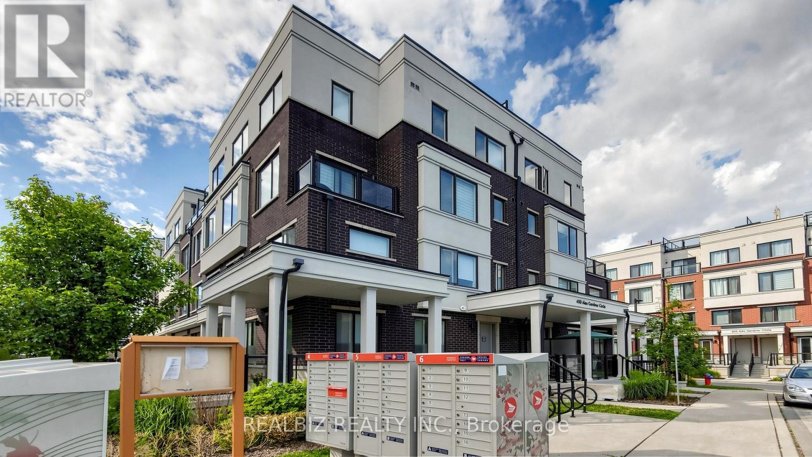 77-400 Alex Gardner Circle, Aurora, ON, L4G 3G5 - 49