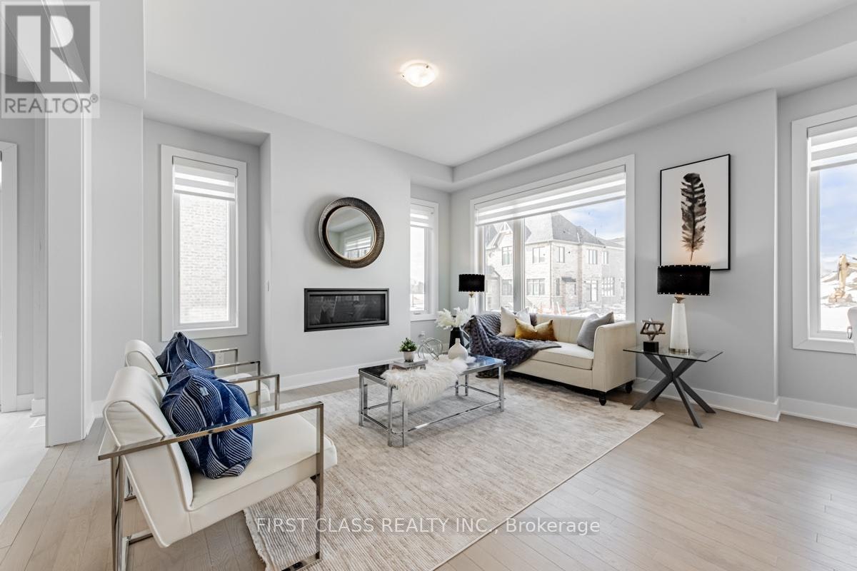 11 Godfrey Willis Drive, Markham, ON, L6C 3N2 - 10