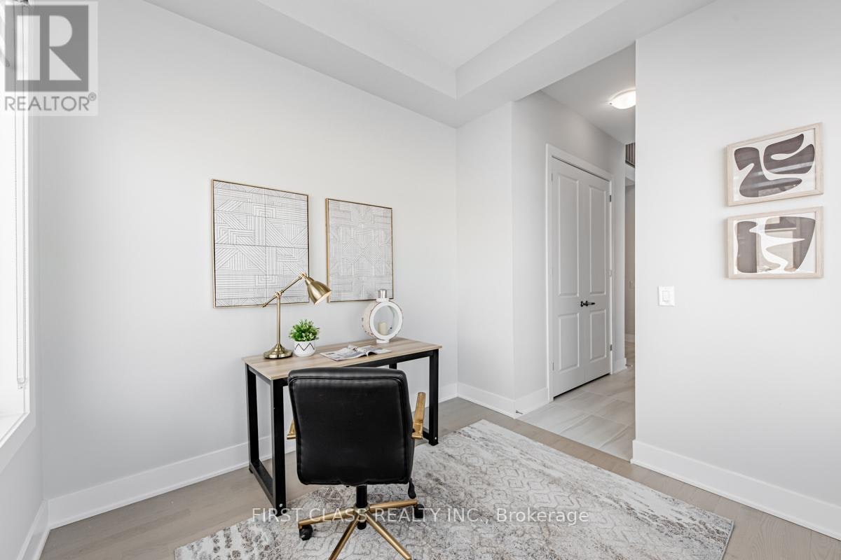 11 Godfrey Willis Drive, Markham, ON, L6C 3N2 - 7