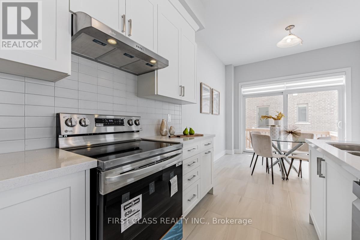 11 Godfrey Willis Drive, Markham, ON, L6C 3N2 - 17