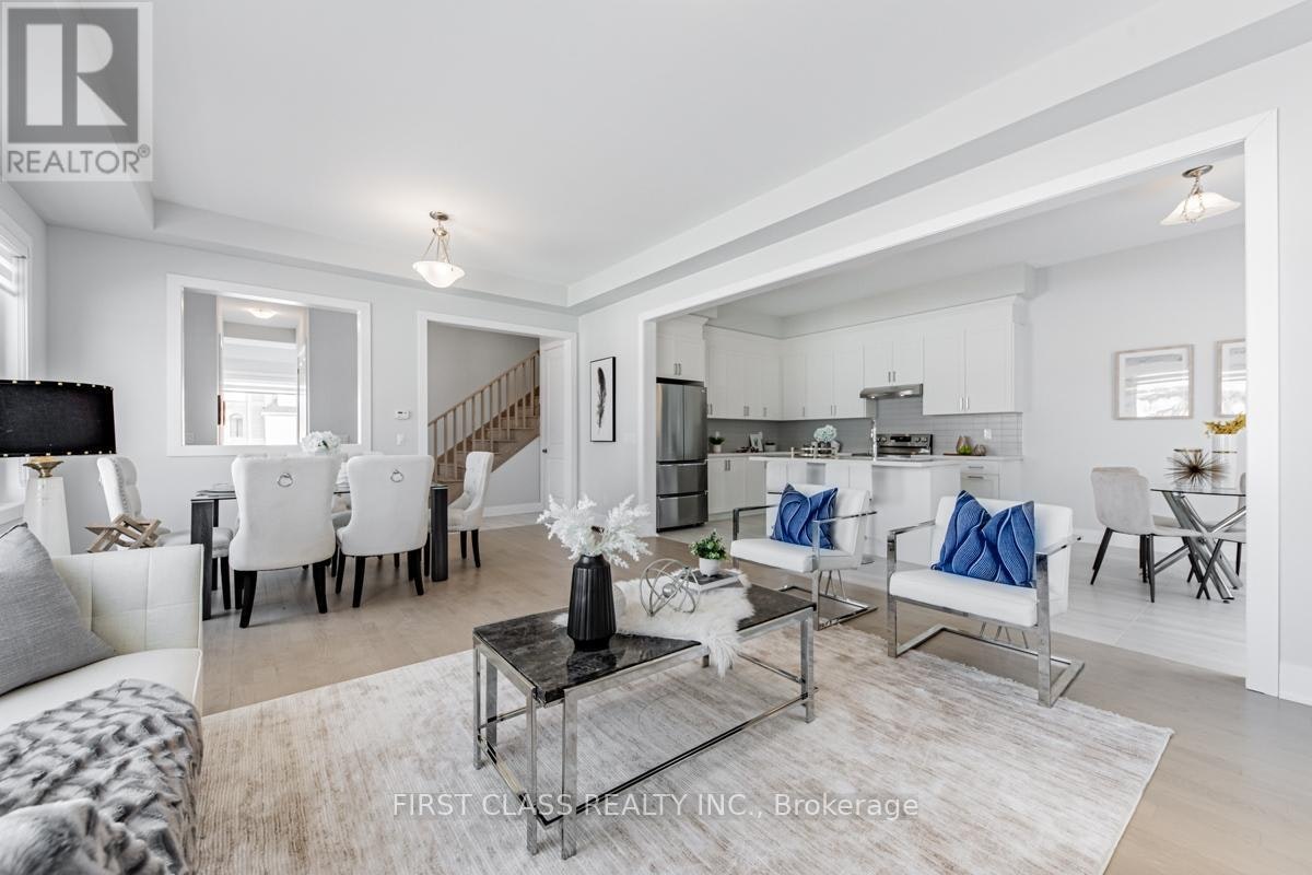 11 Godfrey Willis Drive, Markham, ON, L6C 3N2 - 12