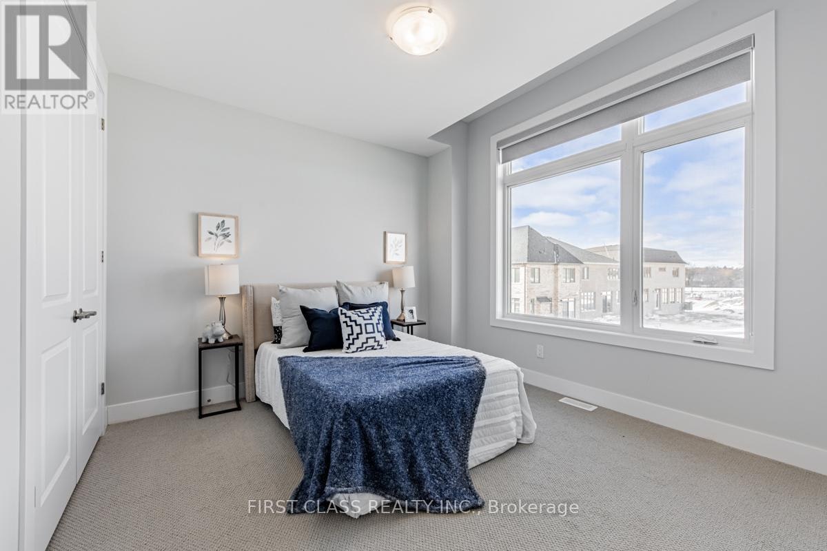 11 Godfrey Willis Drive, Markham, ON, L6C 3N2 - 25