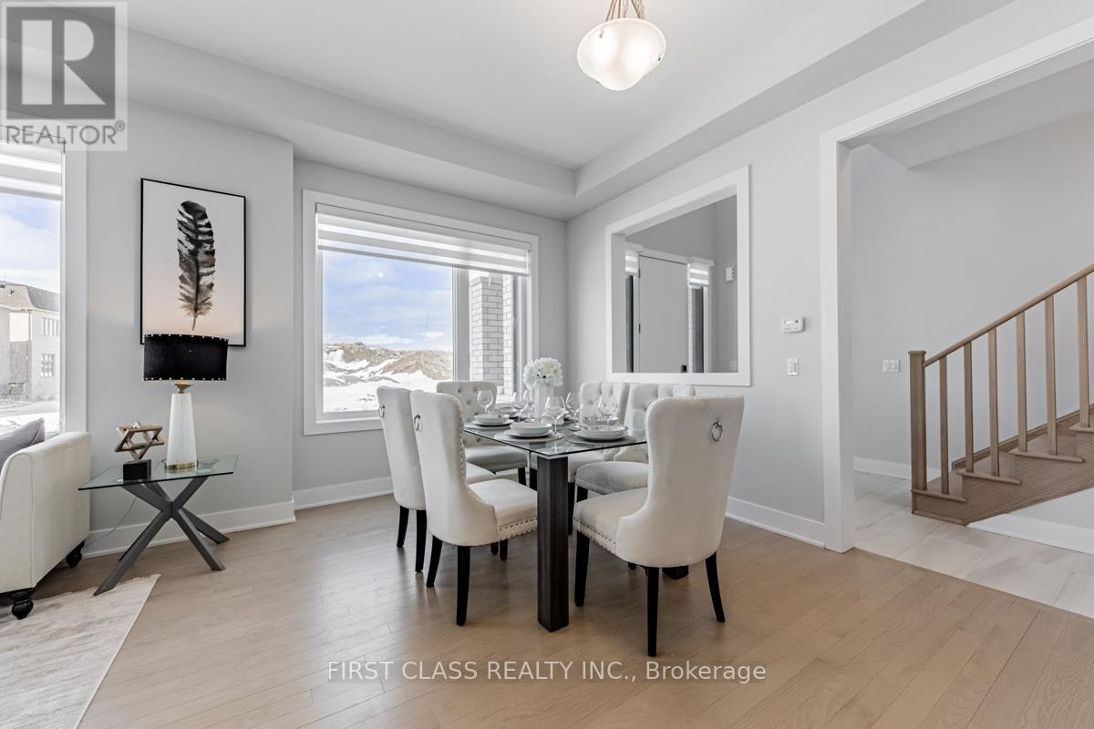 11 Godfrey Willis Drive, Markham, ON, L6C 3N2 - 9