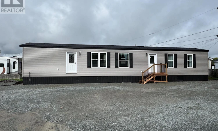 268 Evelyn Crescent