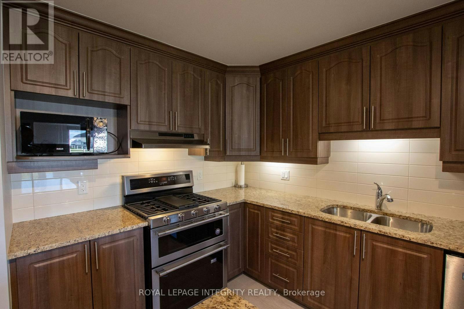 164 St Malo Place, Russell, ON, K0A 1W0 - 9
