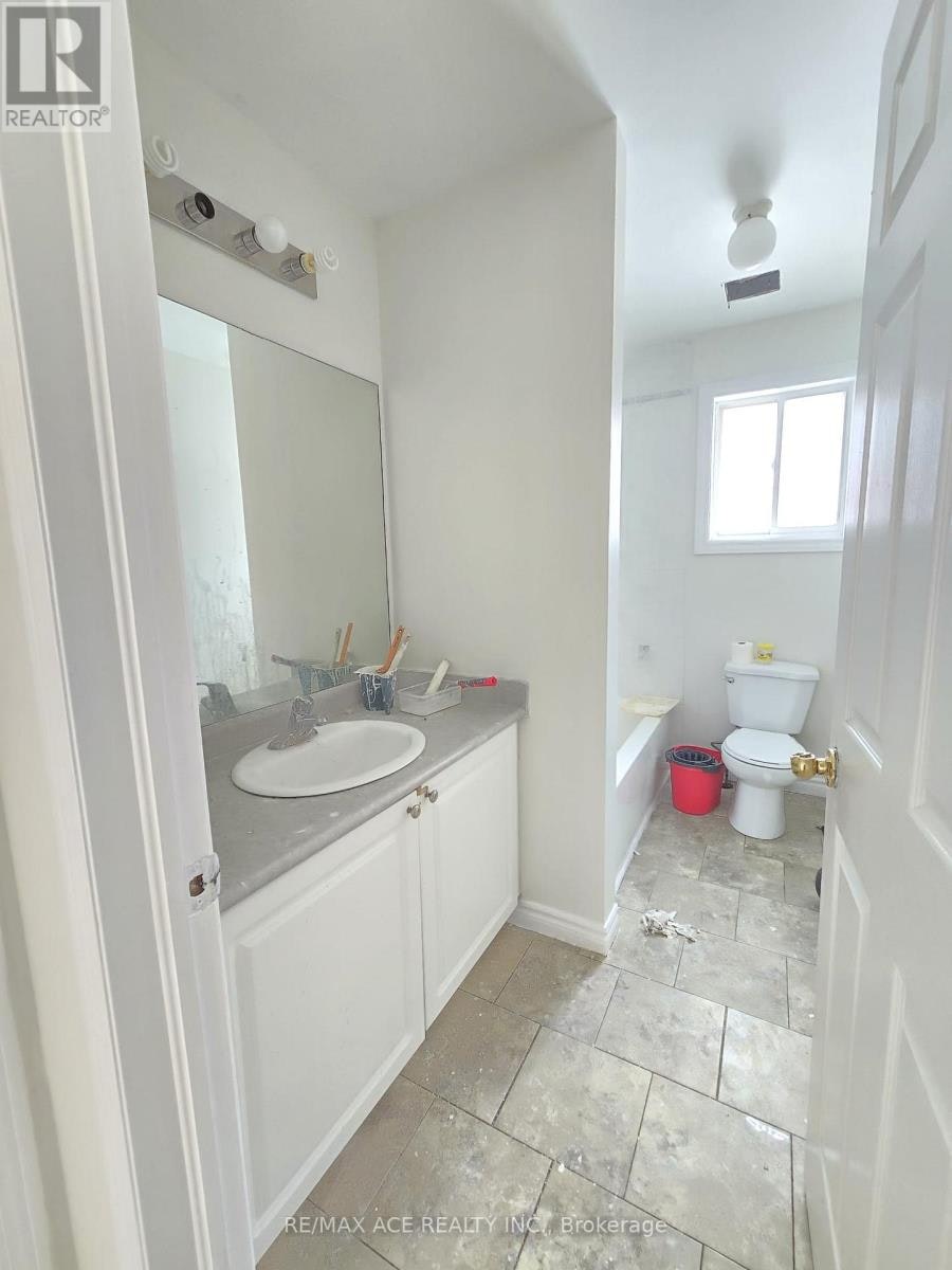MAIN-48 Ambler Bay, Barrie, ON, L4M 7A6 - 6