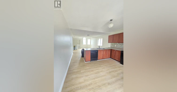 MAIN-48 Ambler Bay, Barrie, ON, L4M 7A6 - 14