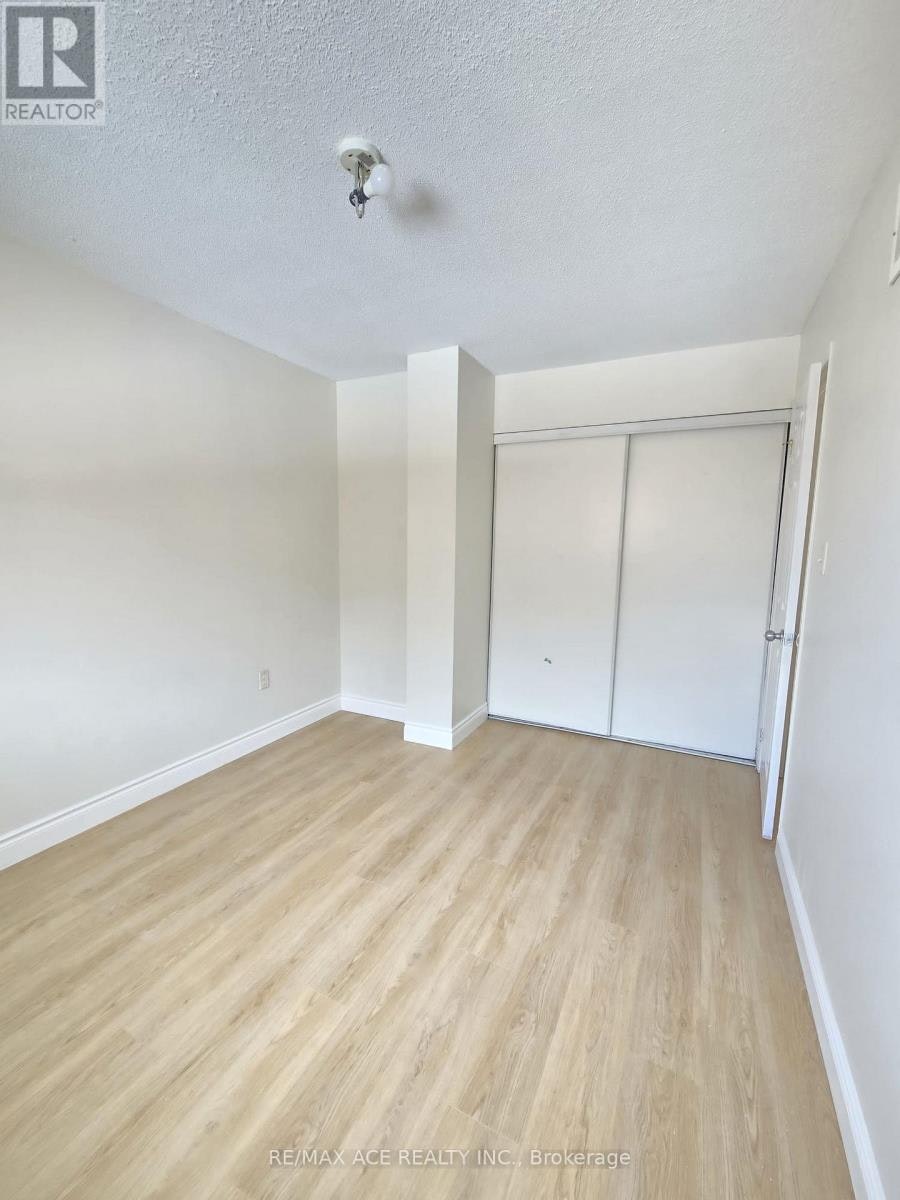 MAIN-48 Ambler Bay, Barrie, ON, L4M 7A6 - 12
