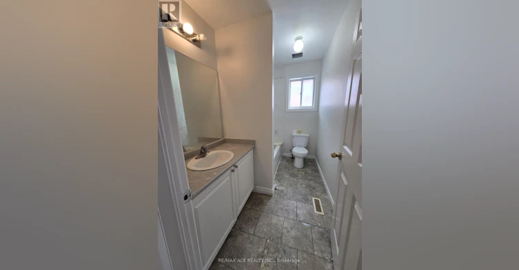 MAIN-48 Ambler Bay, Barrie, ON, L4M 7A6 - 4