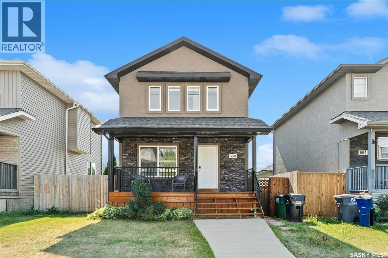 558 Geary Crescent, Saskatoon, SK, S7R 0E8
