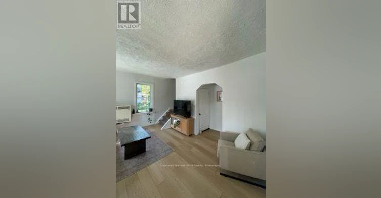 1-16 Queen Street N, Minto, ON, N0G 1Z0 - 3