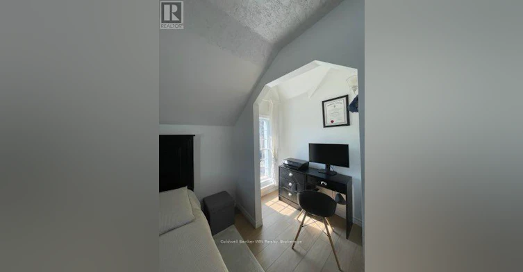 1-16 Queen Street N, Minto, ON, N0G 1Z0 - 10
