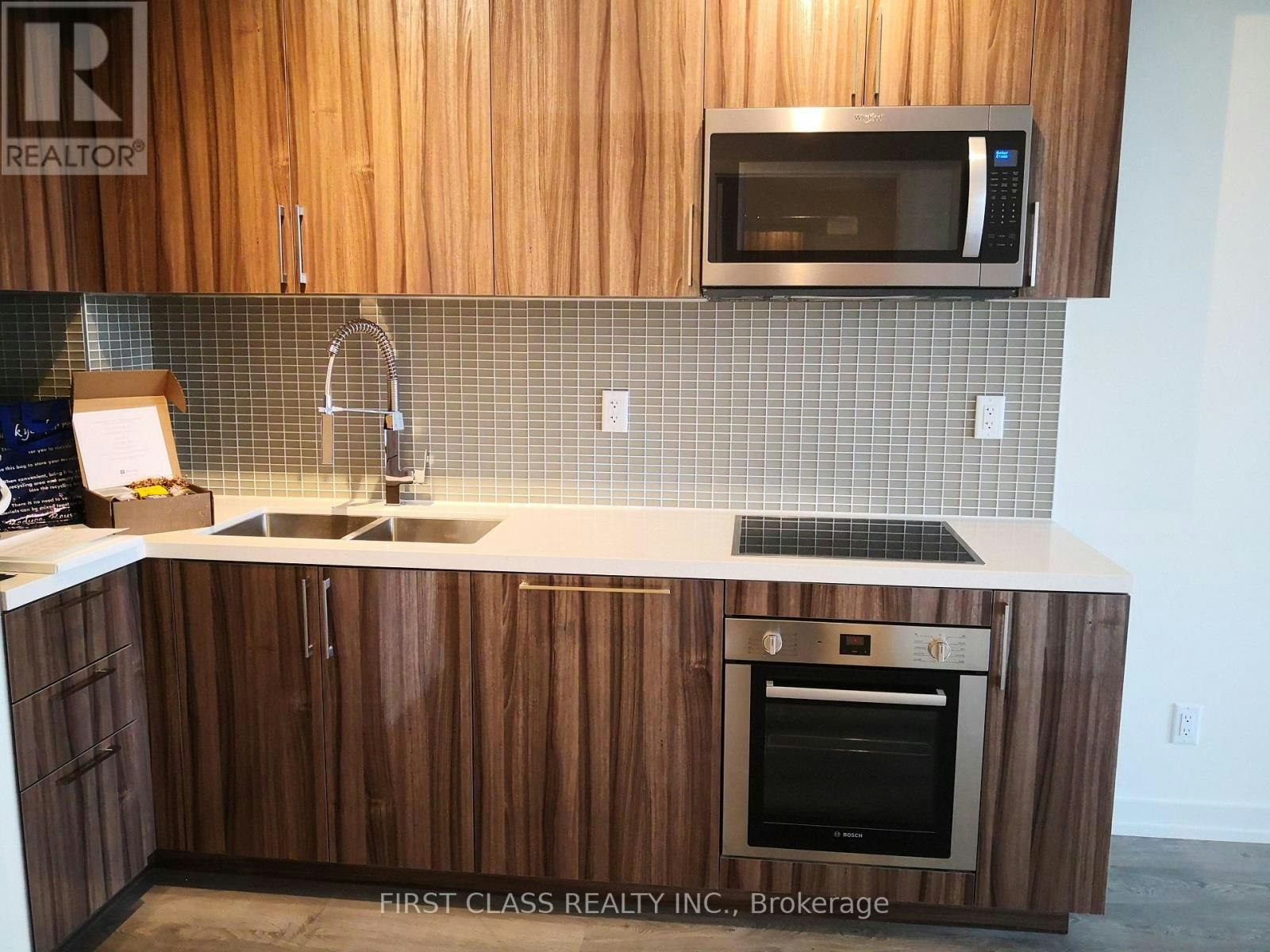 601-1 Grandview Avenue, Markham, ON, L3T 1G9 - 7