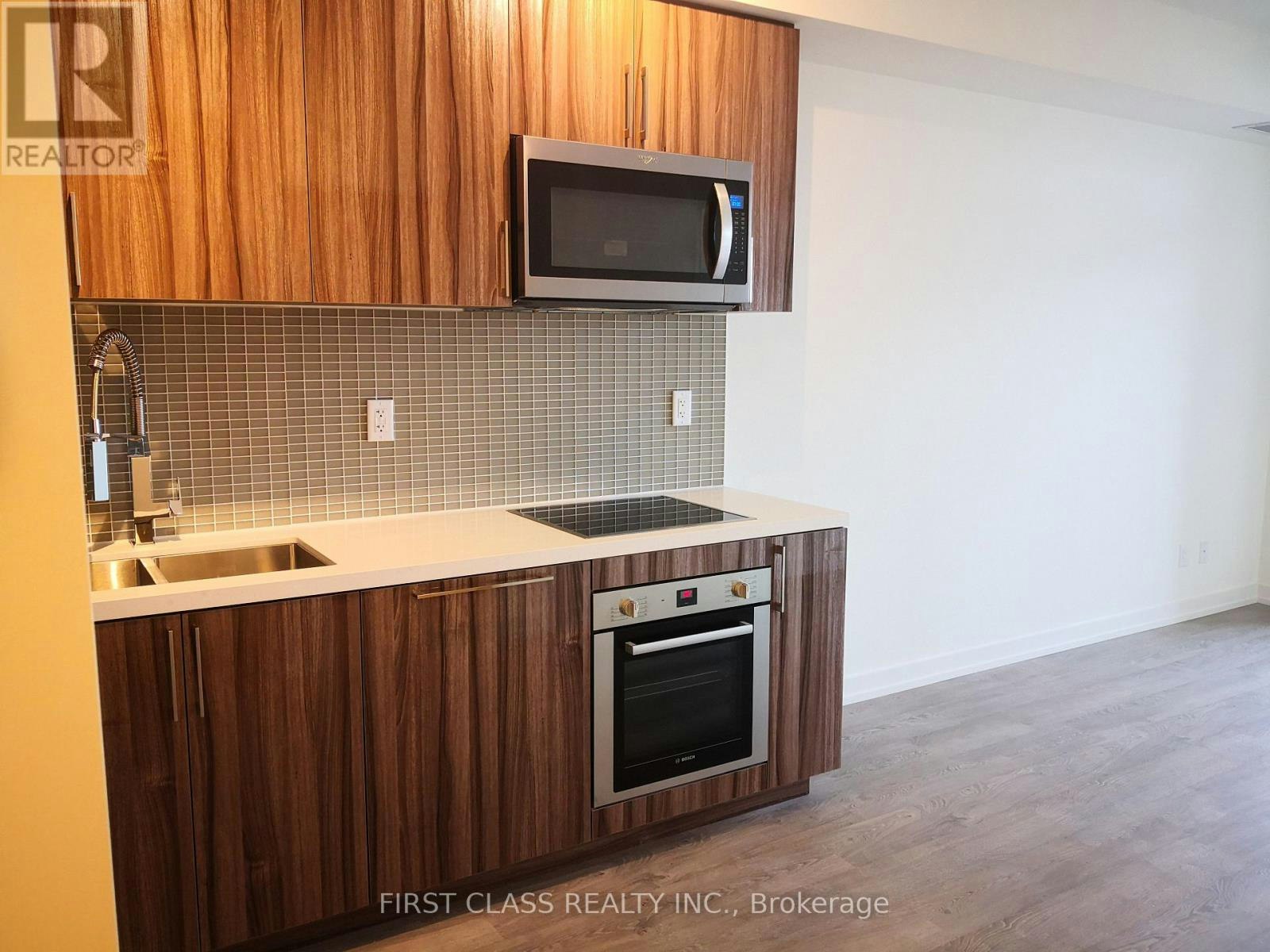 601-1 Grandview Avenue, Markham, ON, L3T 1G9 - 3