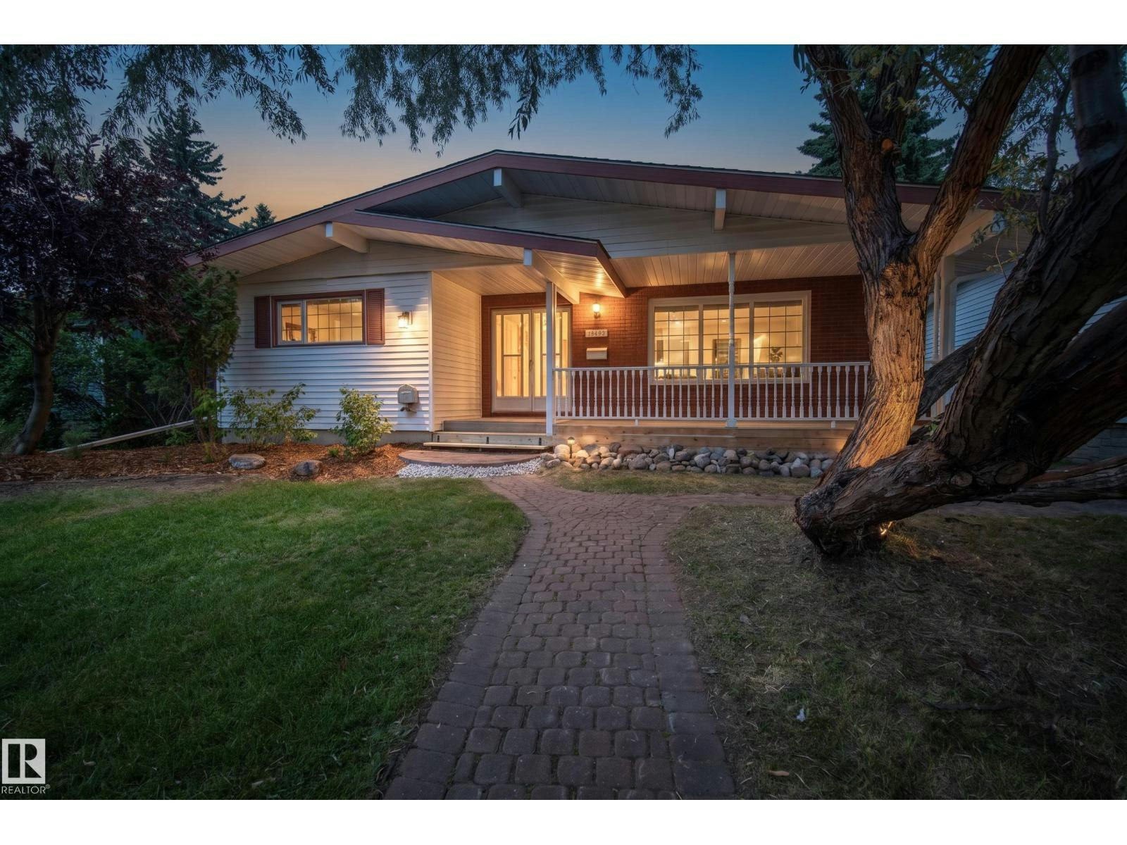 11728 39 Avenue NW, Edmonton, AB, T6J 0M9