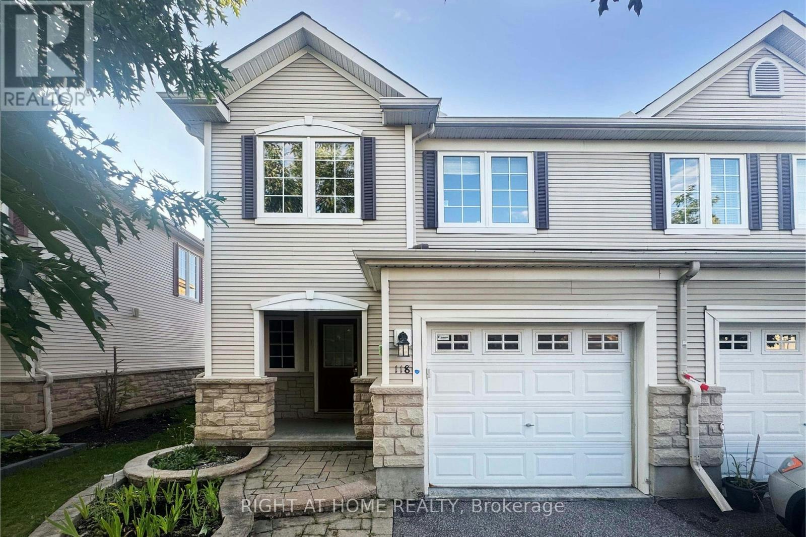 118 Braddock Private, Ottawa, ON, K2J 0E6