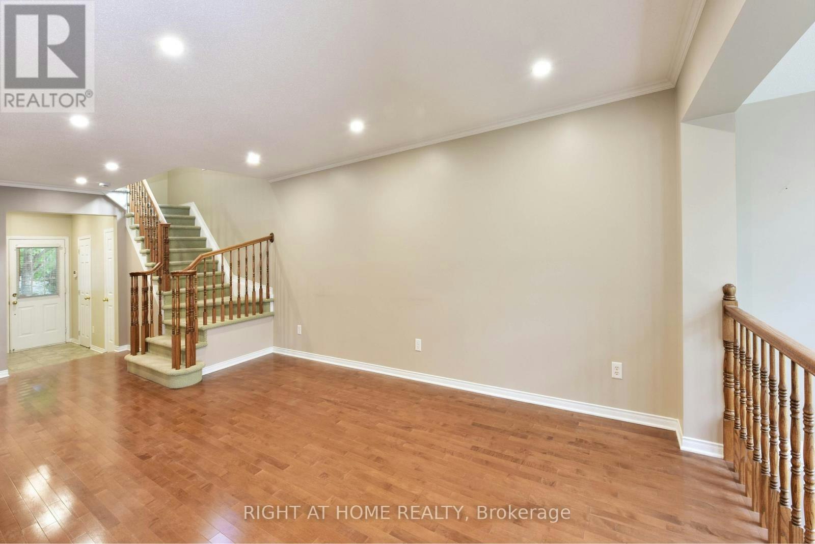 118 Braddock Private, Ottawa, ON, K2J 0E6 - 16