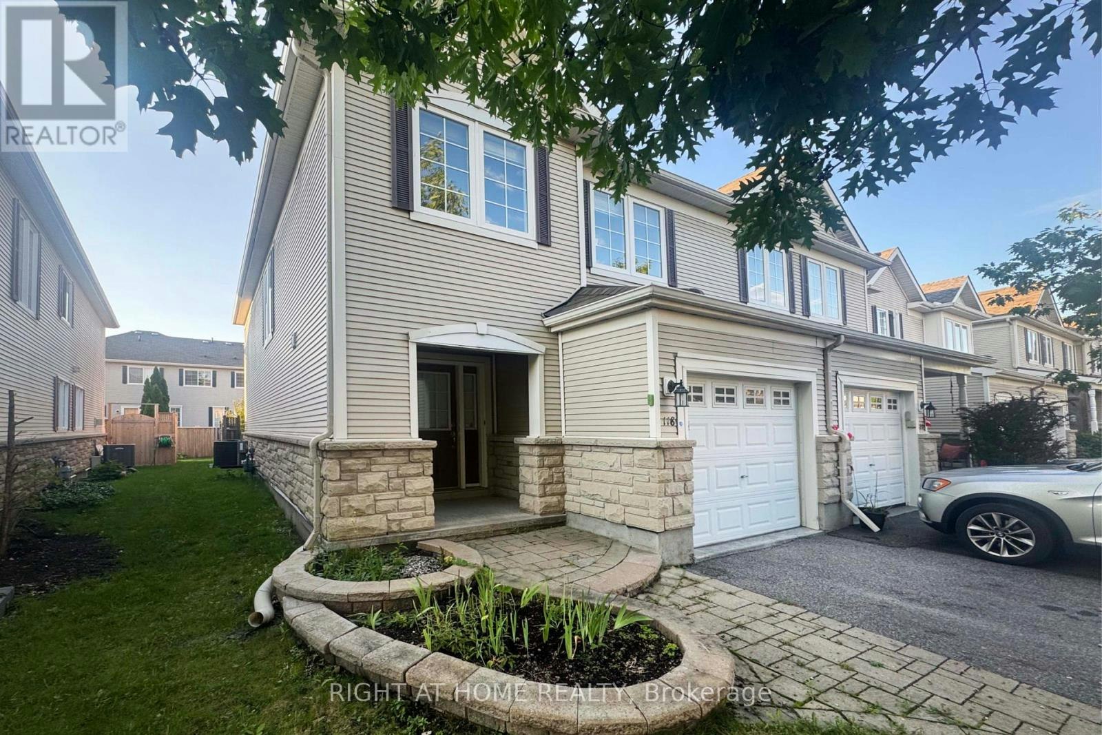 118 Braddock Private, Ottawa, ON, K2J 0E6 - 2