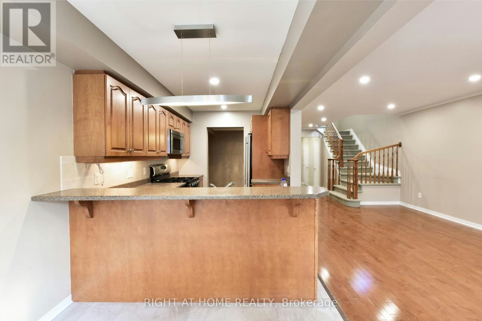 118 Braddock Private, Ottawa, ON, K2J 0E6 - 15