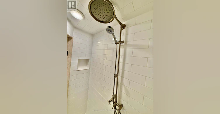 LOWER-172 Queenslea Avenue, Toronto, ON, M9N 2L3 - 20