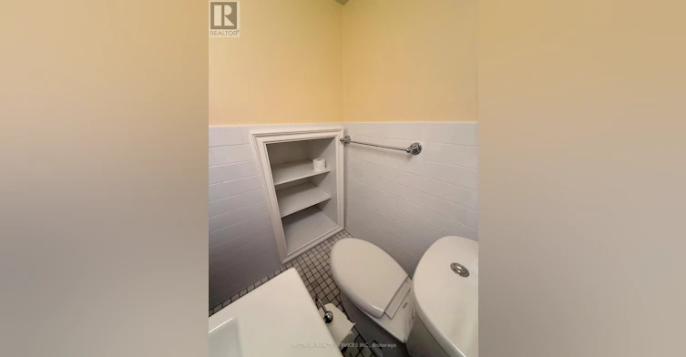 LOWER-172 Queenslea Avenue, Toronto, ON, M9N 2L3 - 18