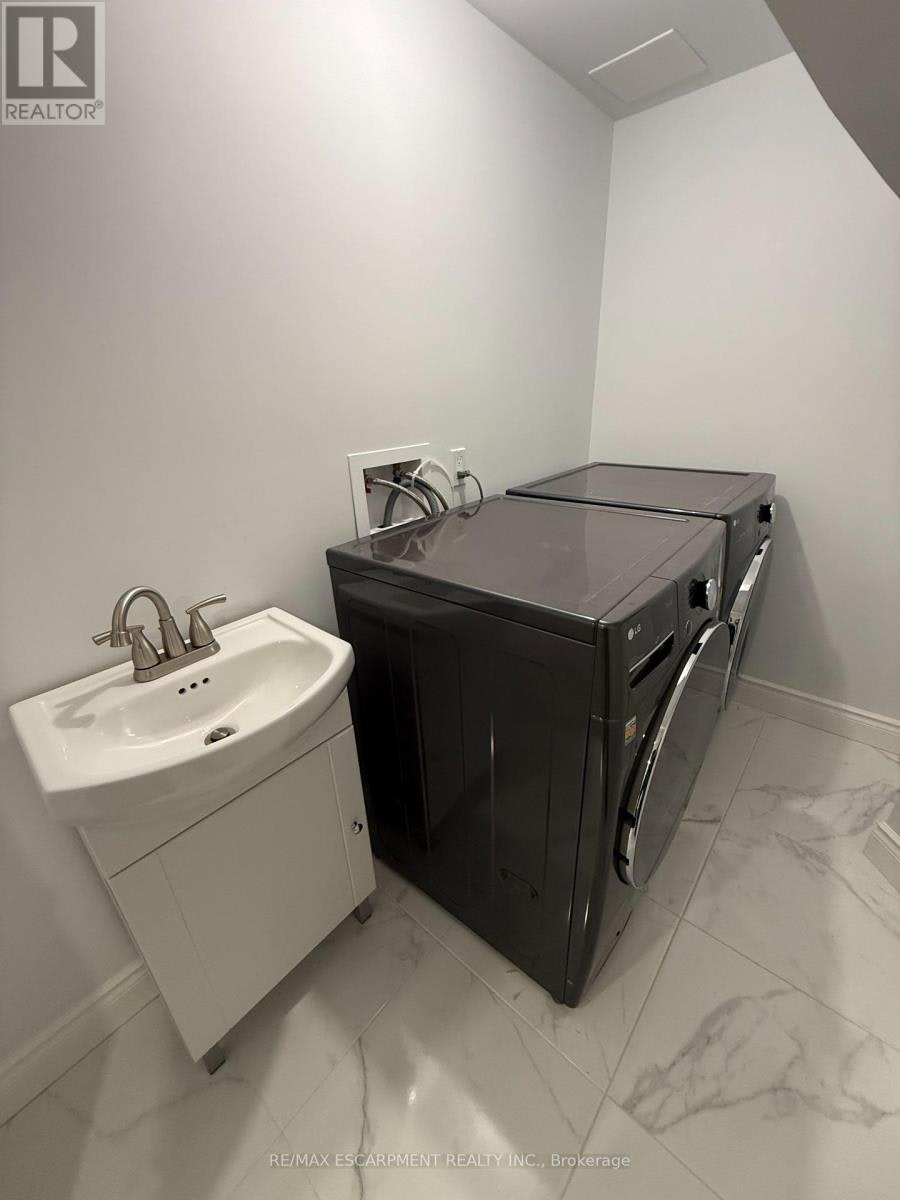 LOWER-27 Deerfield Lane, Hamilton, ON, L9K 1R4 - 20