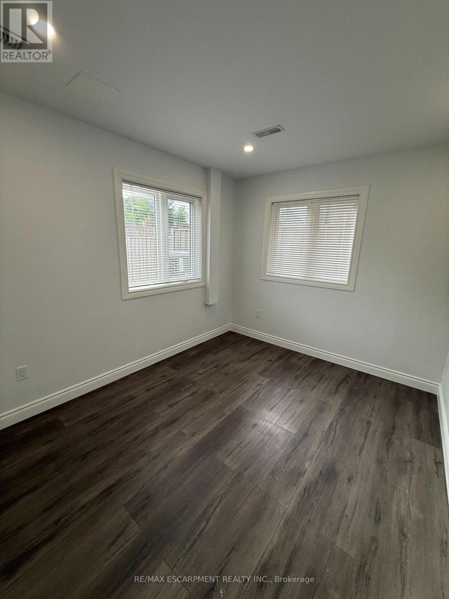 LOWER-27 Deerfield Lane, Hamilton, ON, L9K 1R4 - 14