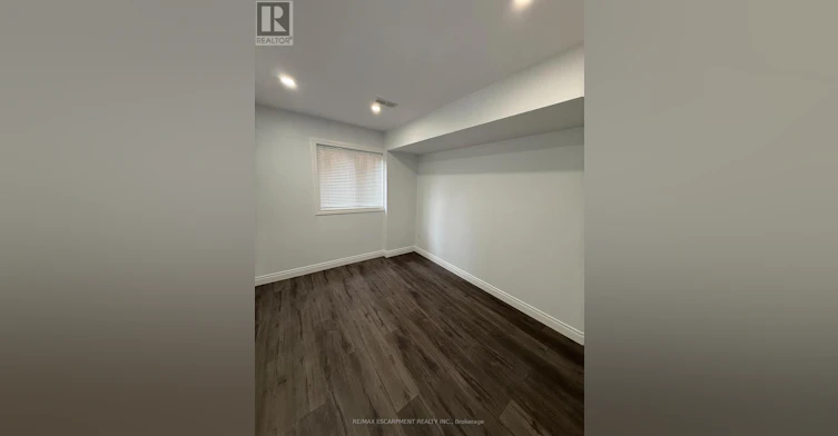 LOWER-27 Deerfield Lane, Hamilton, ON, L9K 1R4 - 15
