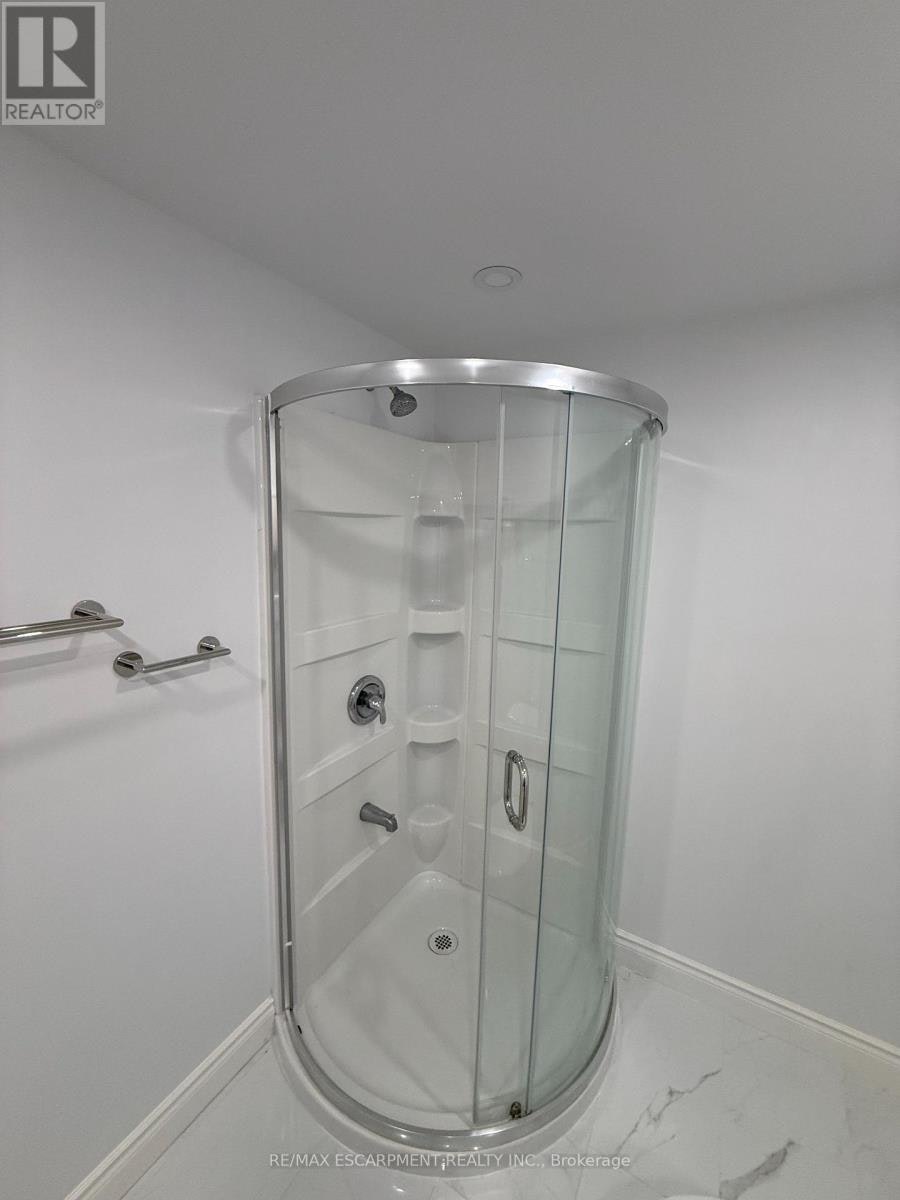 LOWER-27 Deerfield Lane, Hamilton, ON, L9K 1R4 - 17