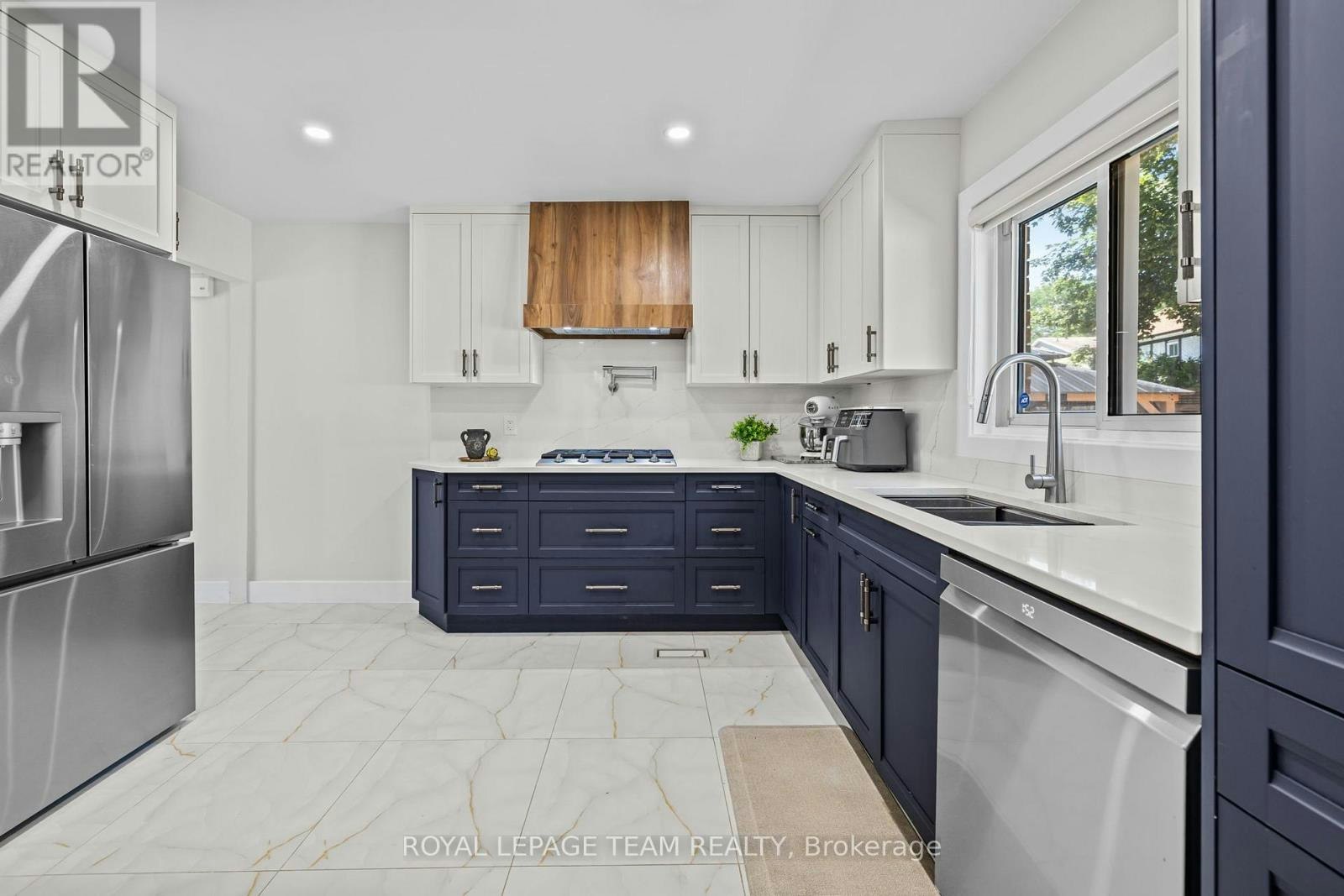 A-1288 Plante Drive, Ottawa, ON, K1V 9G2 - 9