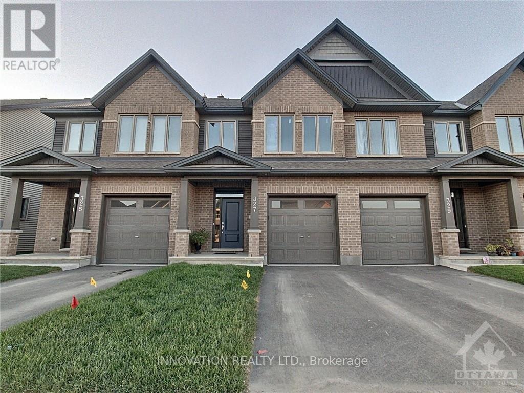 327 Barrett Farm Drive N, Ottawa, ON, K1T 0S3