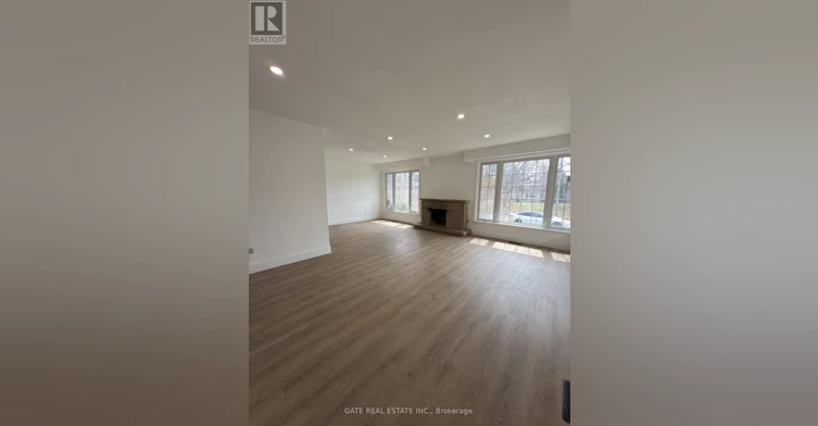 MAIN-112 Santa Barbara Road, Toronto, ON, M2N 2C5