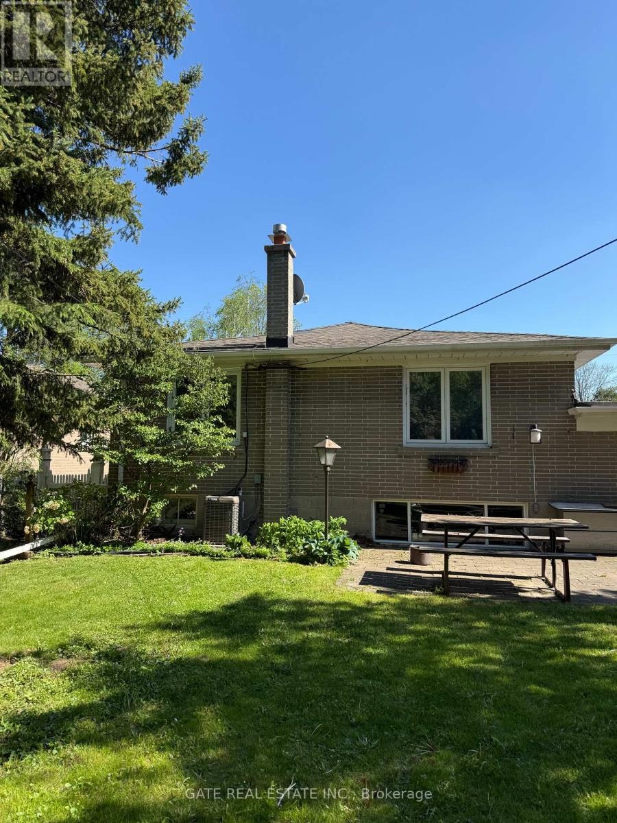 MAIN-112 Santa Barbara Road, Toronto, ON, M2N 2C5 - 34