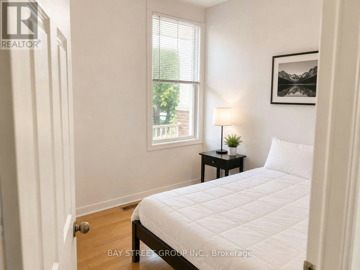586 Huron Street, Toronto, ON, M5R 2R7 - 6