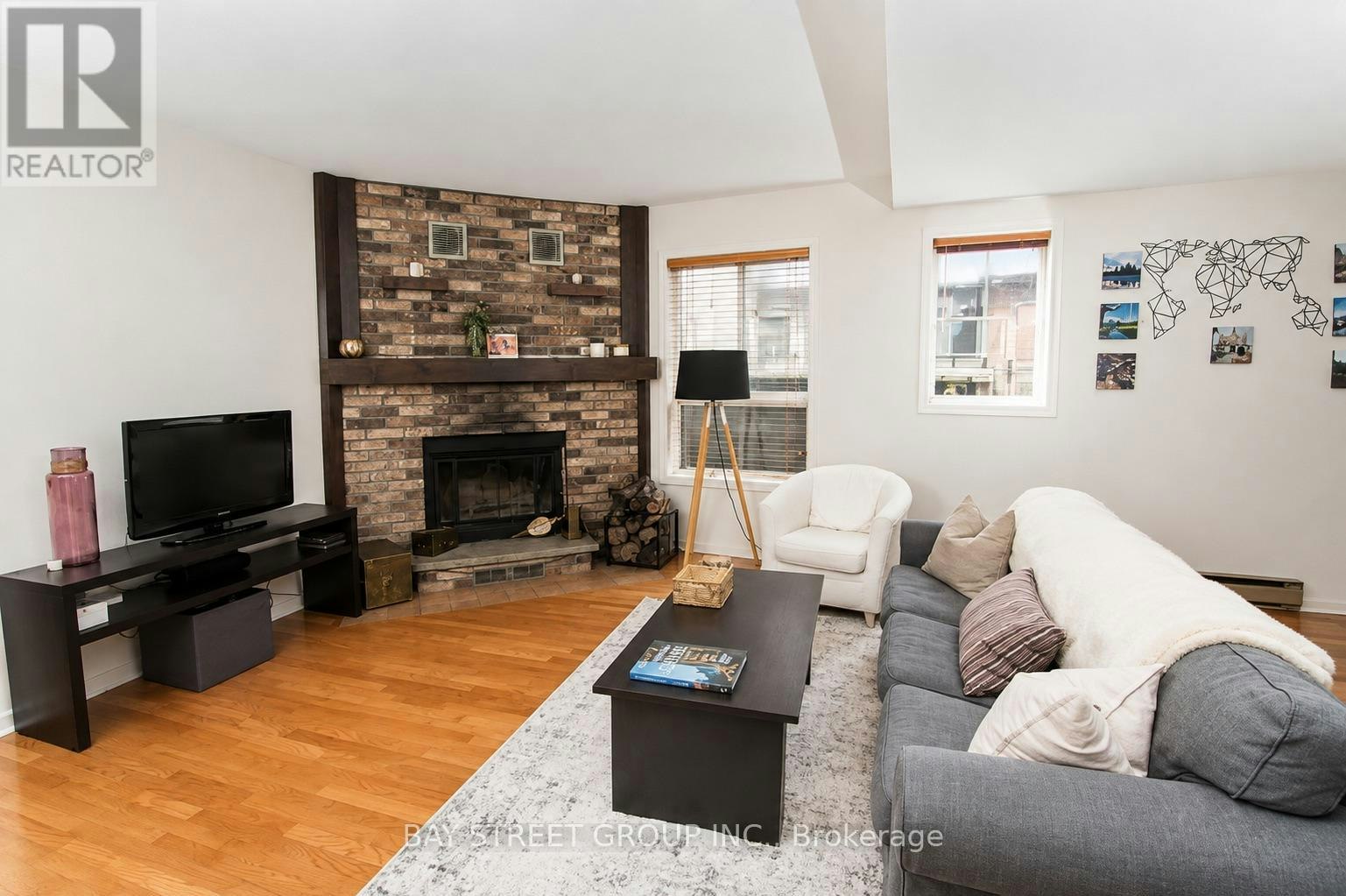 586 Huron Street, Toronto, ON, M5R 2R7 - 2