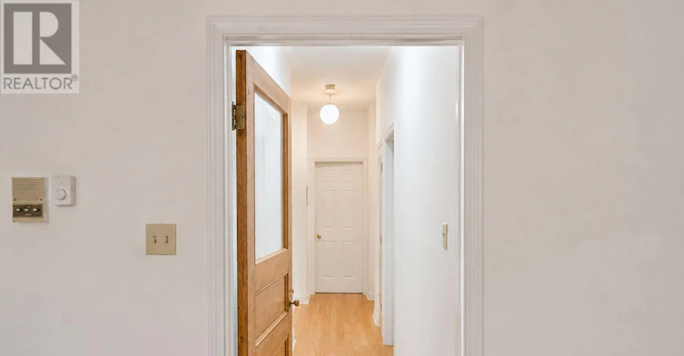 586 Huron Street, Toronto, ON, M5R 2R7 - 4