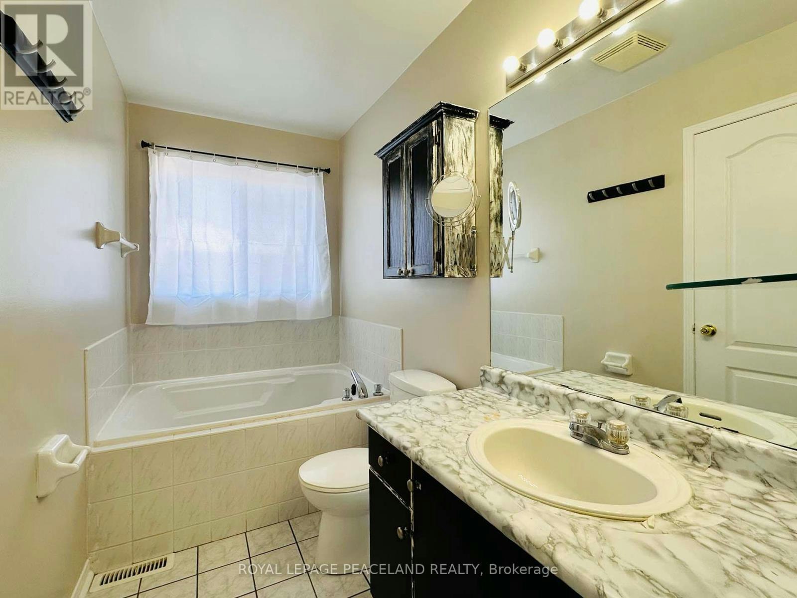3851 Foxborough Trail, Mississauga, ON, L5N 7W3 - 18