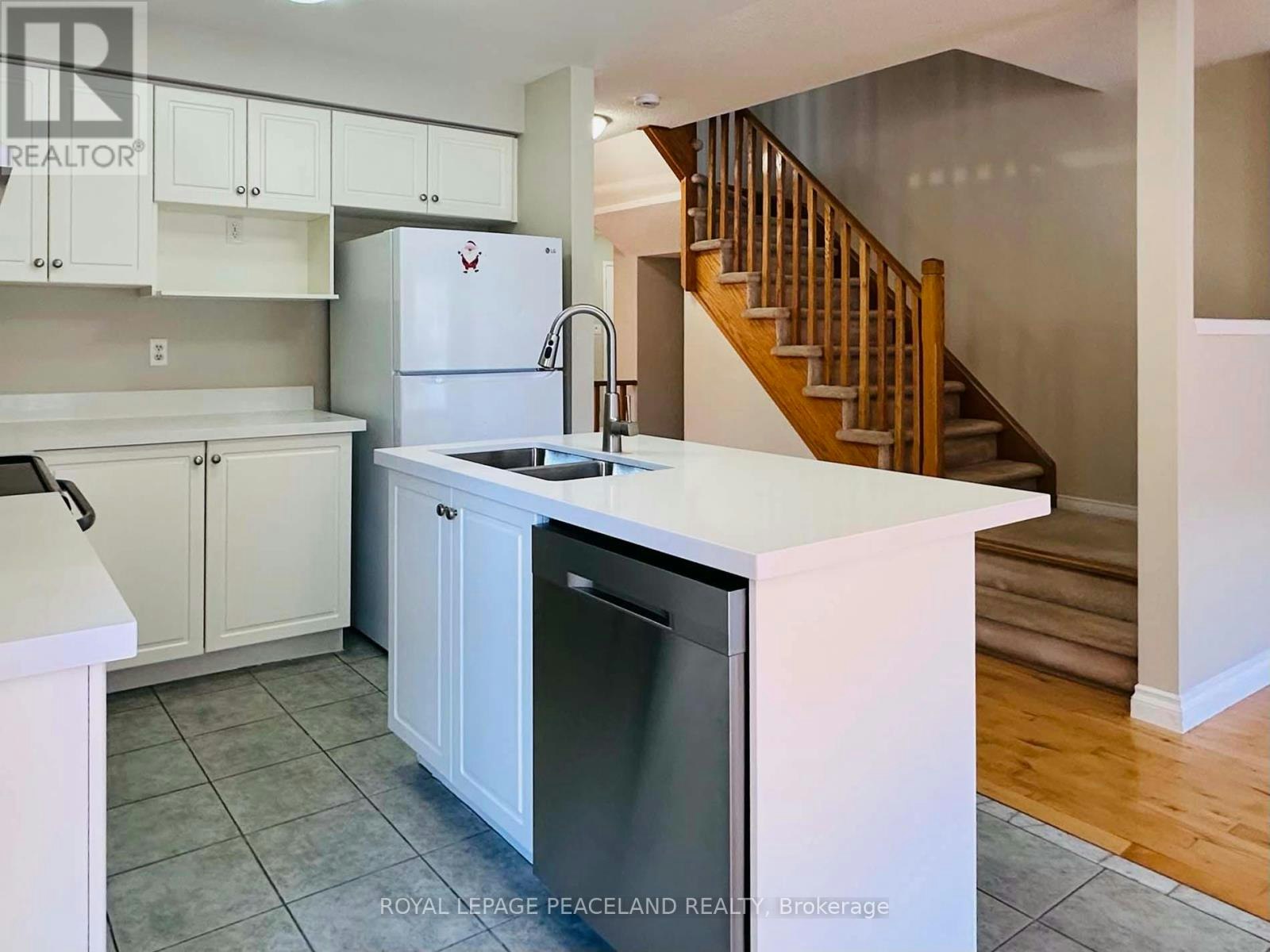 3851 Foxborough Trail, Mississauga, ON, L5N 7W3 - 10