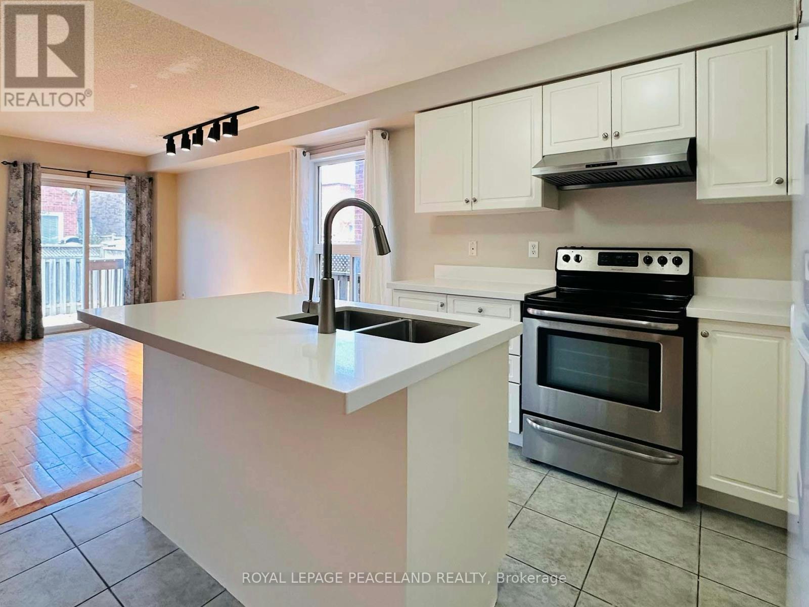 3851 Foxborough Trail, Mississauga, ON, L5N 7W3 - 8