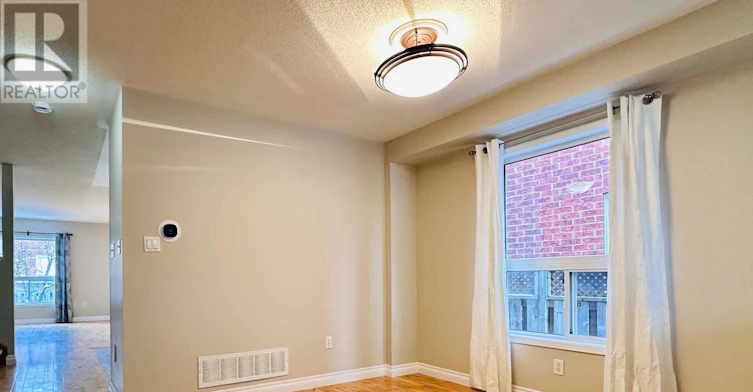 3851 Foxborough Trail, Mississauga, ON, L5N 7W3 - 4