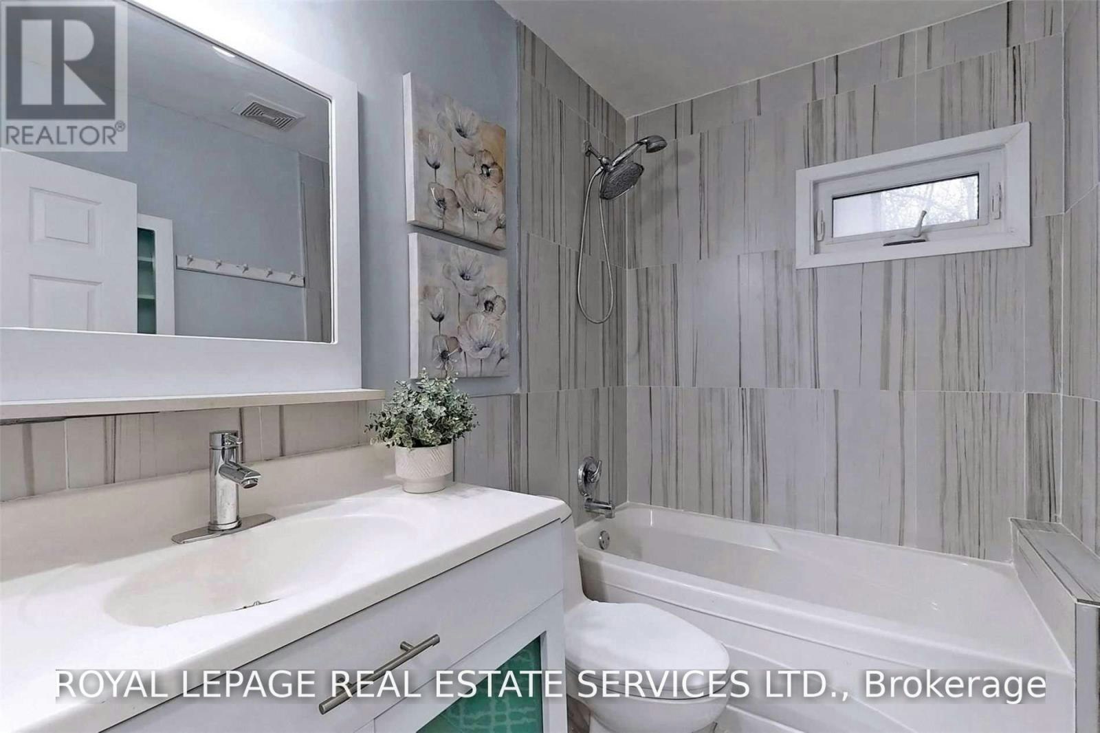 27 Normandy Boulevard, Halton Hills, ON, L7G 1V9 - 11