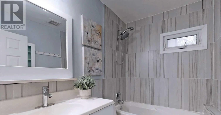 27 Normandy Boulevard, Halton Hills, ON, L7G 1V9 - 11