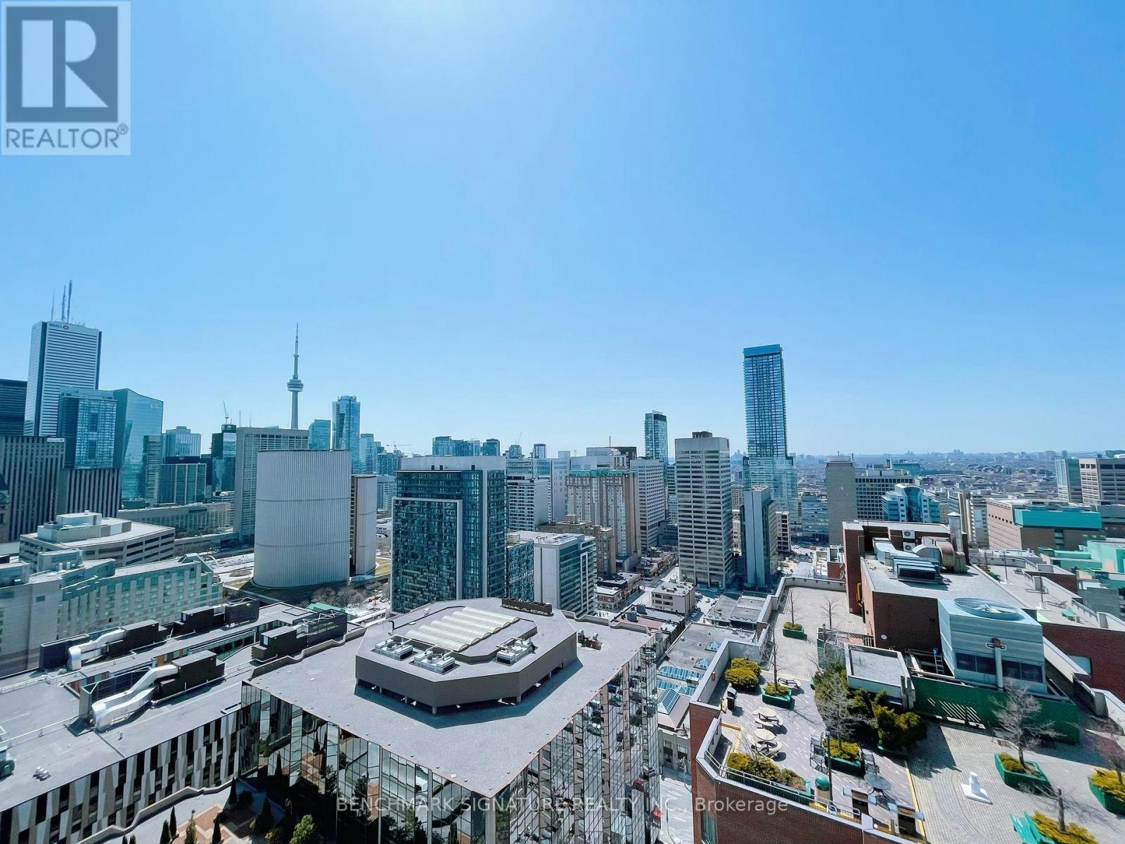 2710-20 Edward Street, Toronto, ON, M5G 1C9 - 11